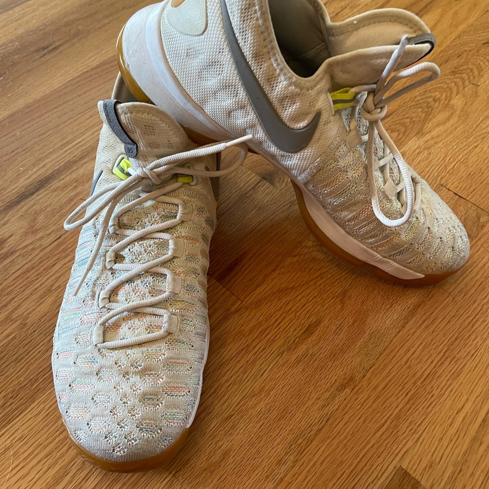 Nike Kevin Durant 35 shoes, size 13